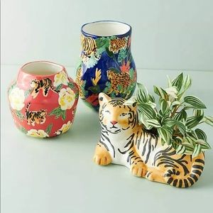 Anthropologie Leah Goren Tiger Animal Vase Stoneware Planter Pot Cat Garden